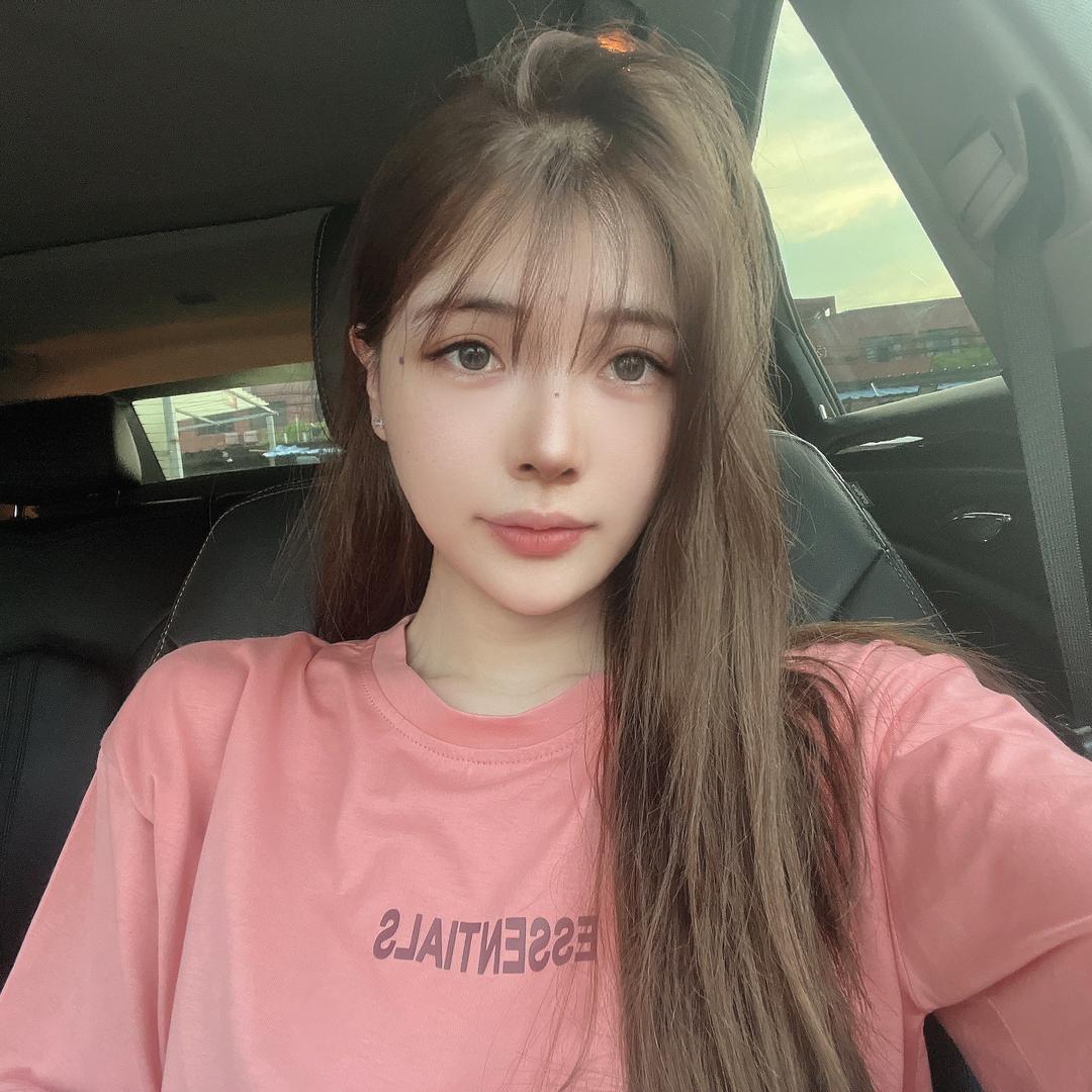 NICOLE