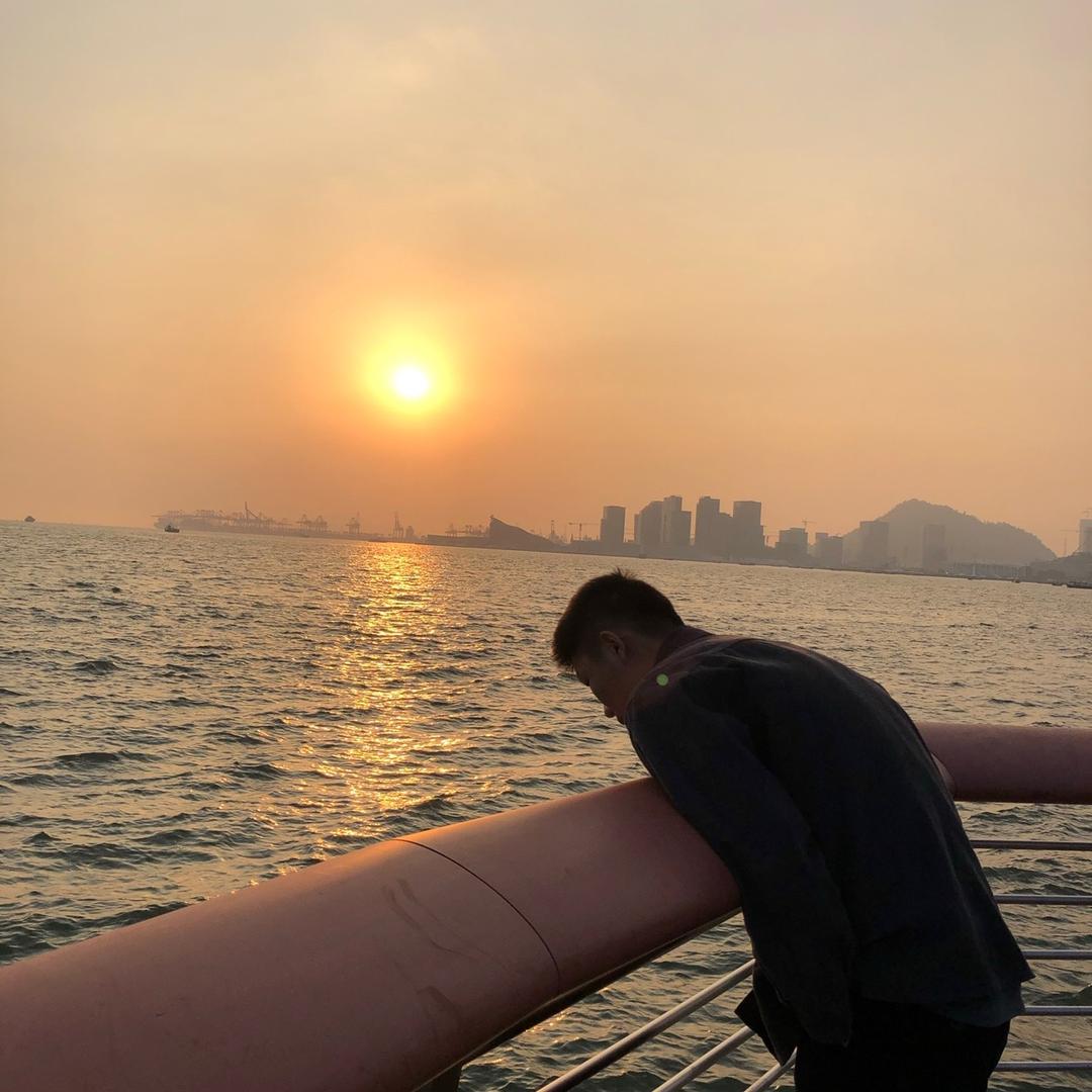 就是臭弟弟