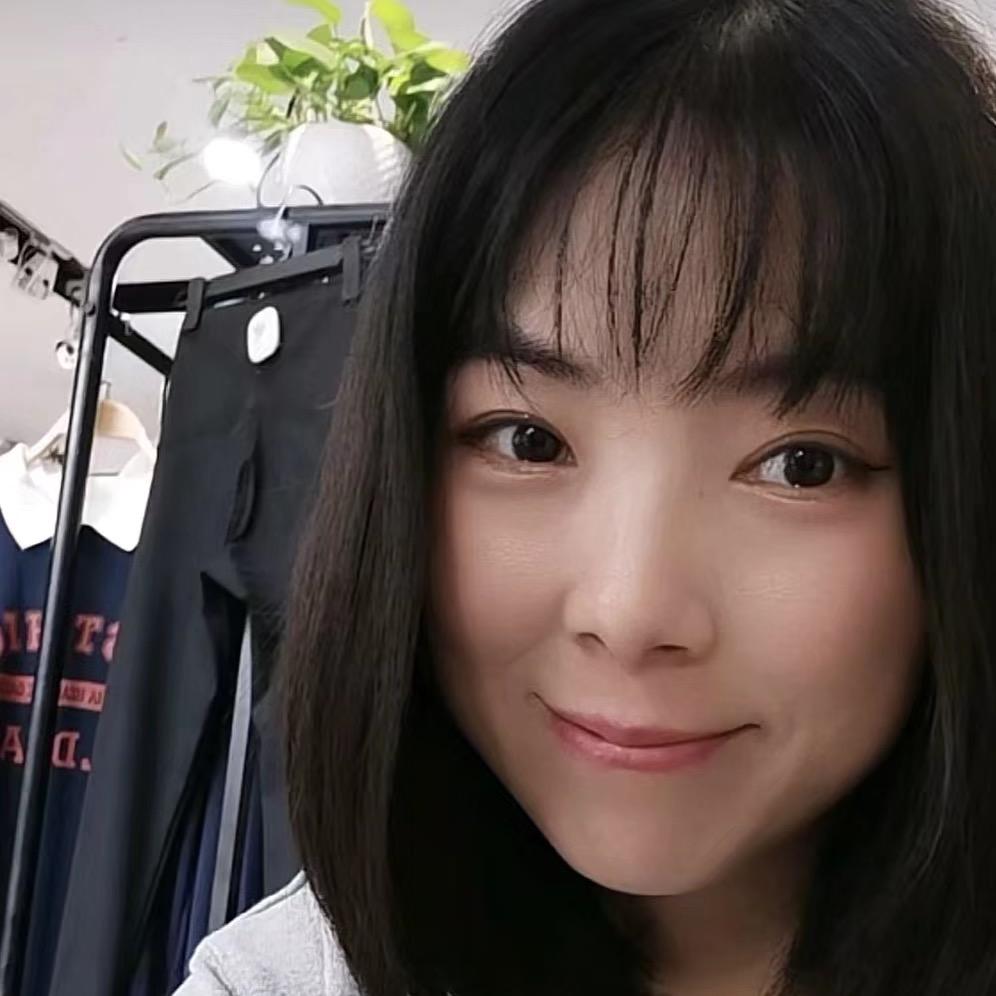 衣见钟情女装(伊川县)官方号