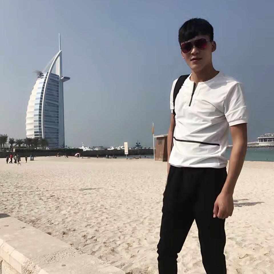 李拜三