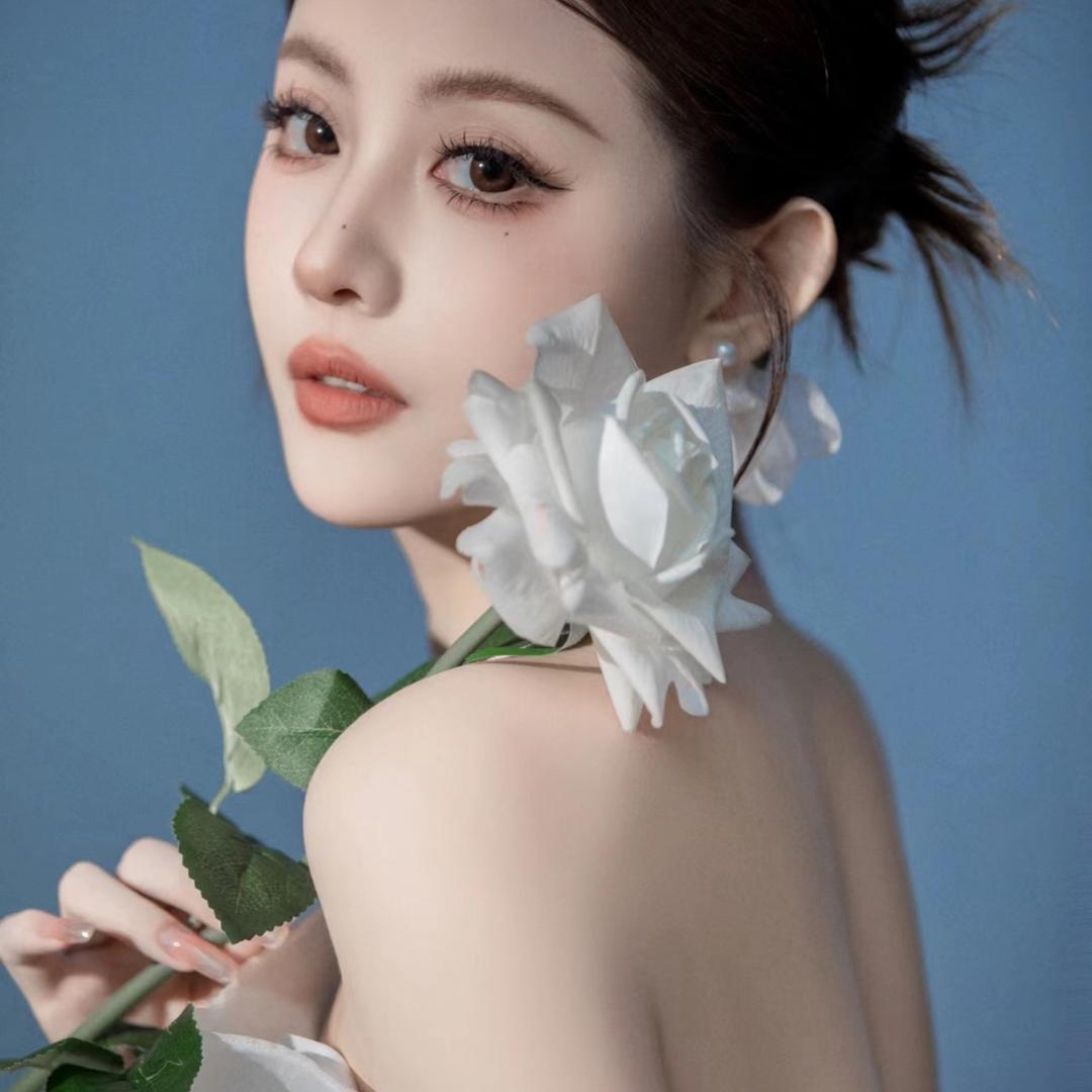 🌻@