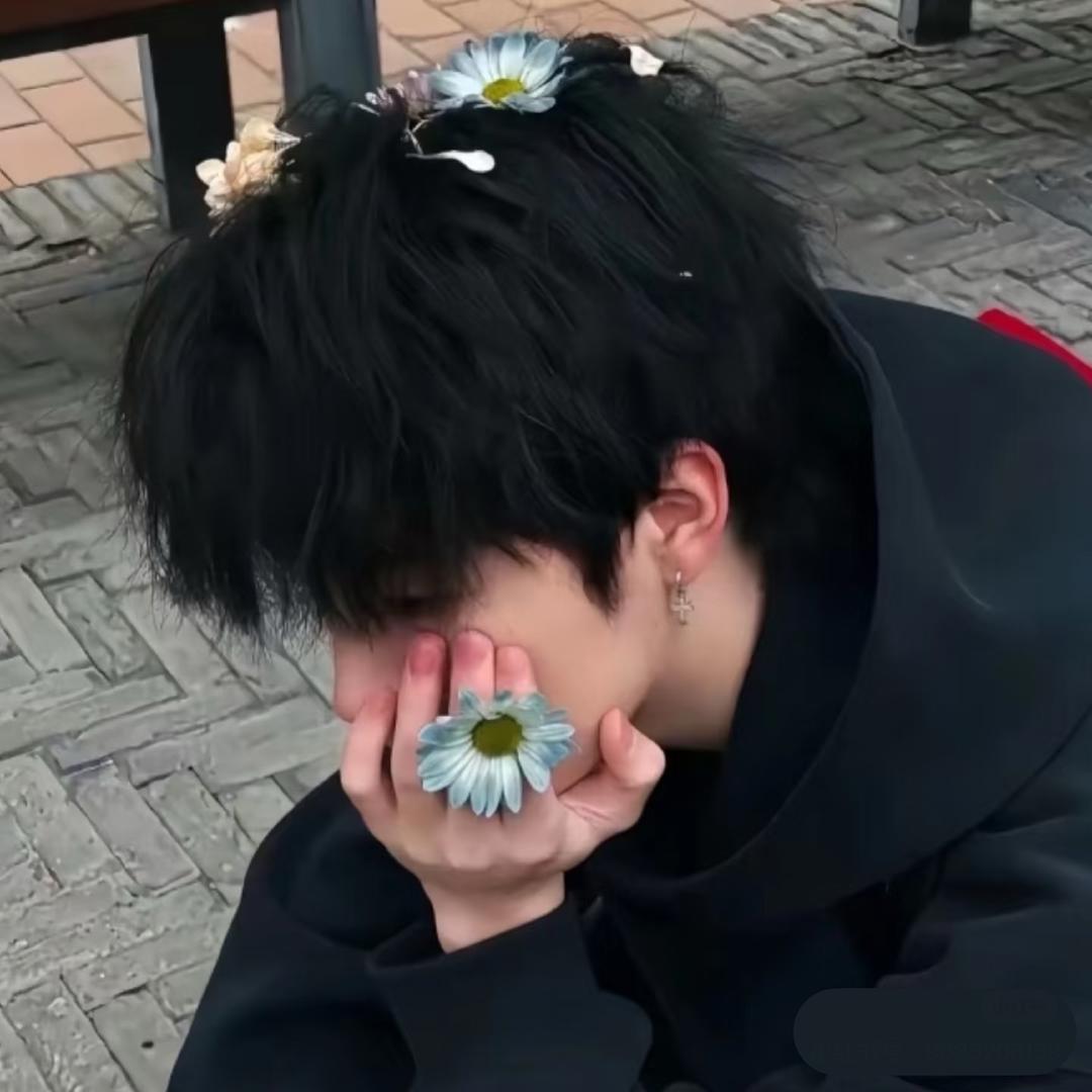 👑.