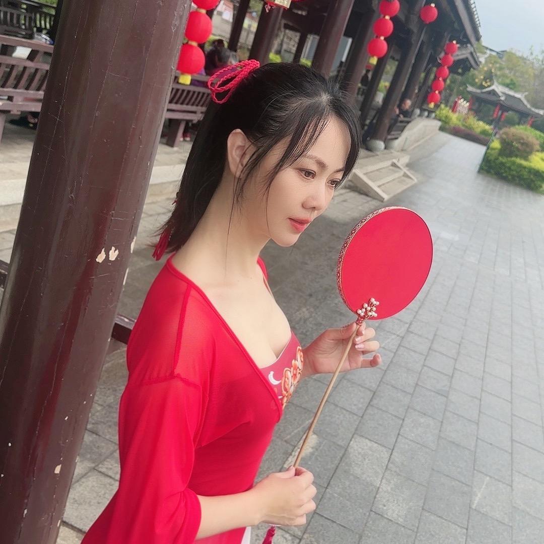 月芽儿🌱