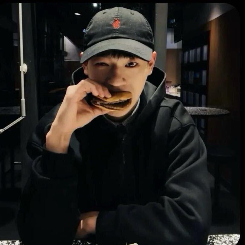 记得按时吃饭🍚