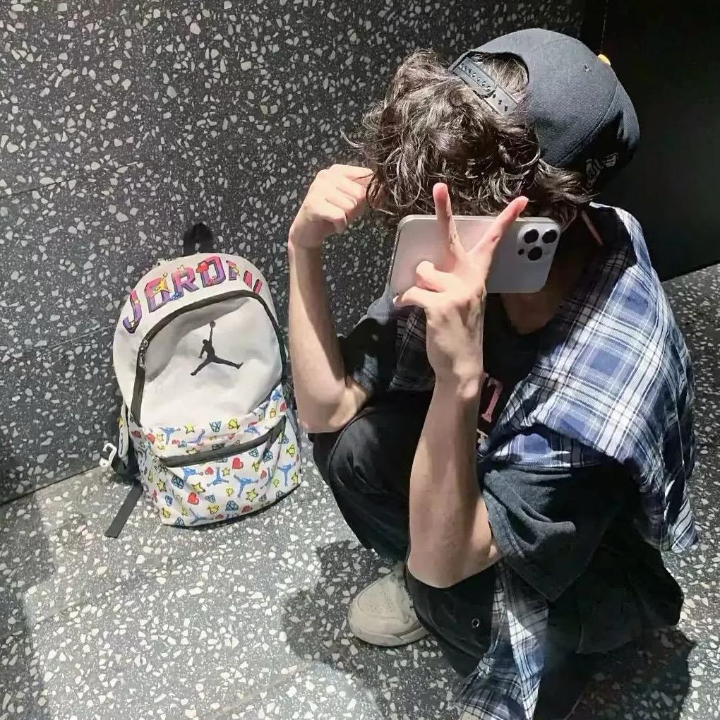 嘉嘉.😘