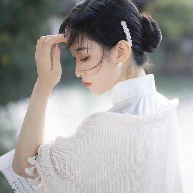 岩妮
