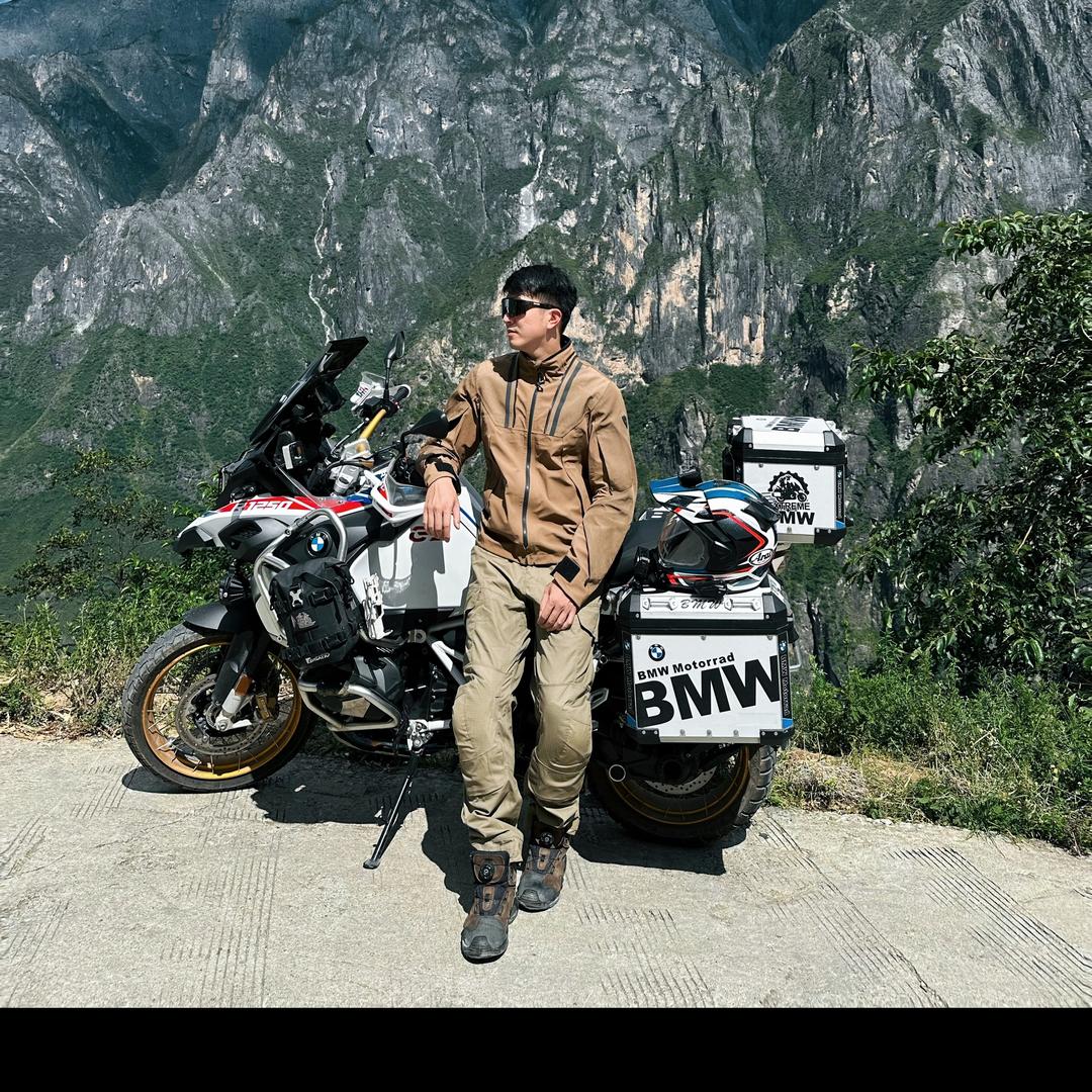 Mr Lu （摩旅中）
