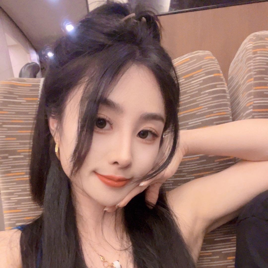 深圳爱卡莎女装