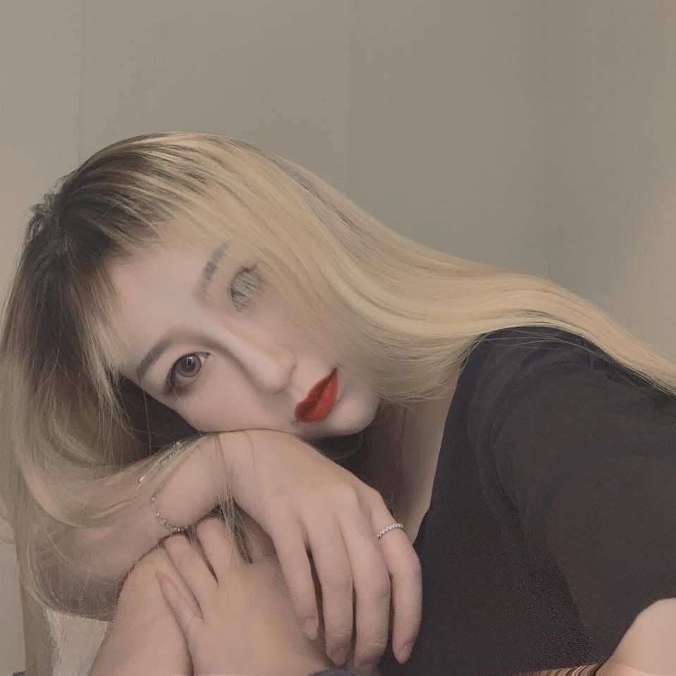 小R