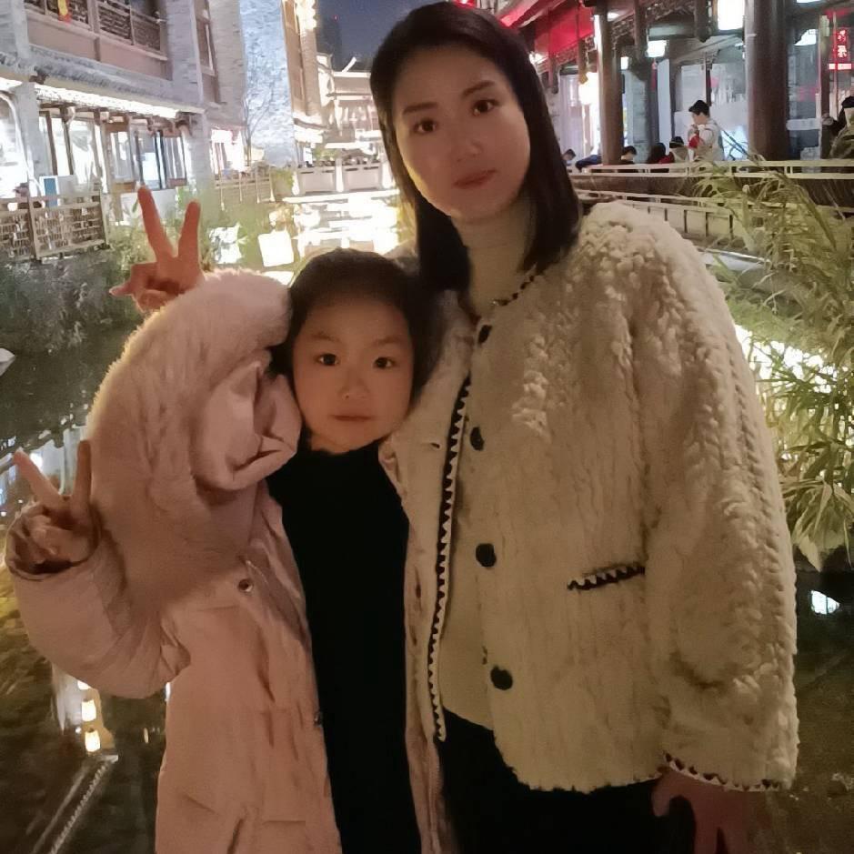 阿东阿月百货