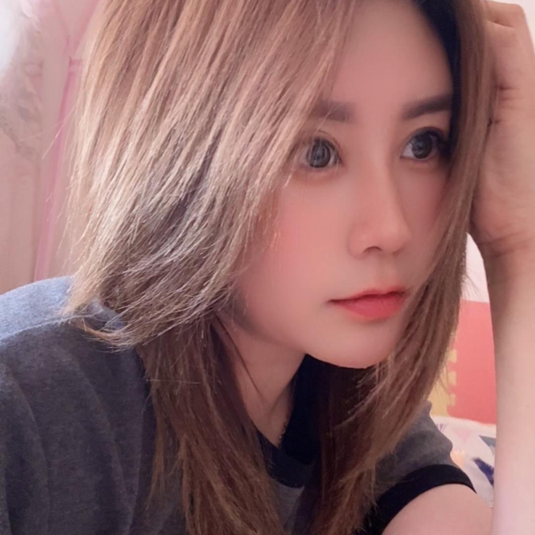 A傻妞妞（连赞拉黑）