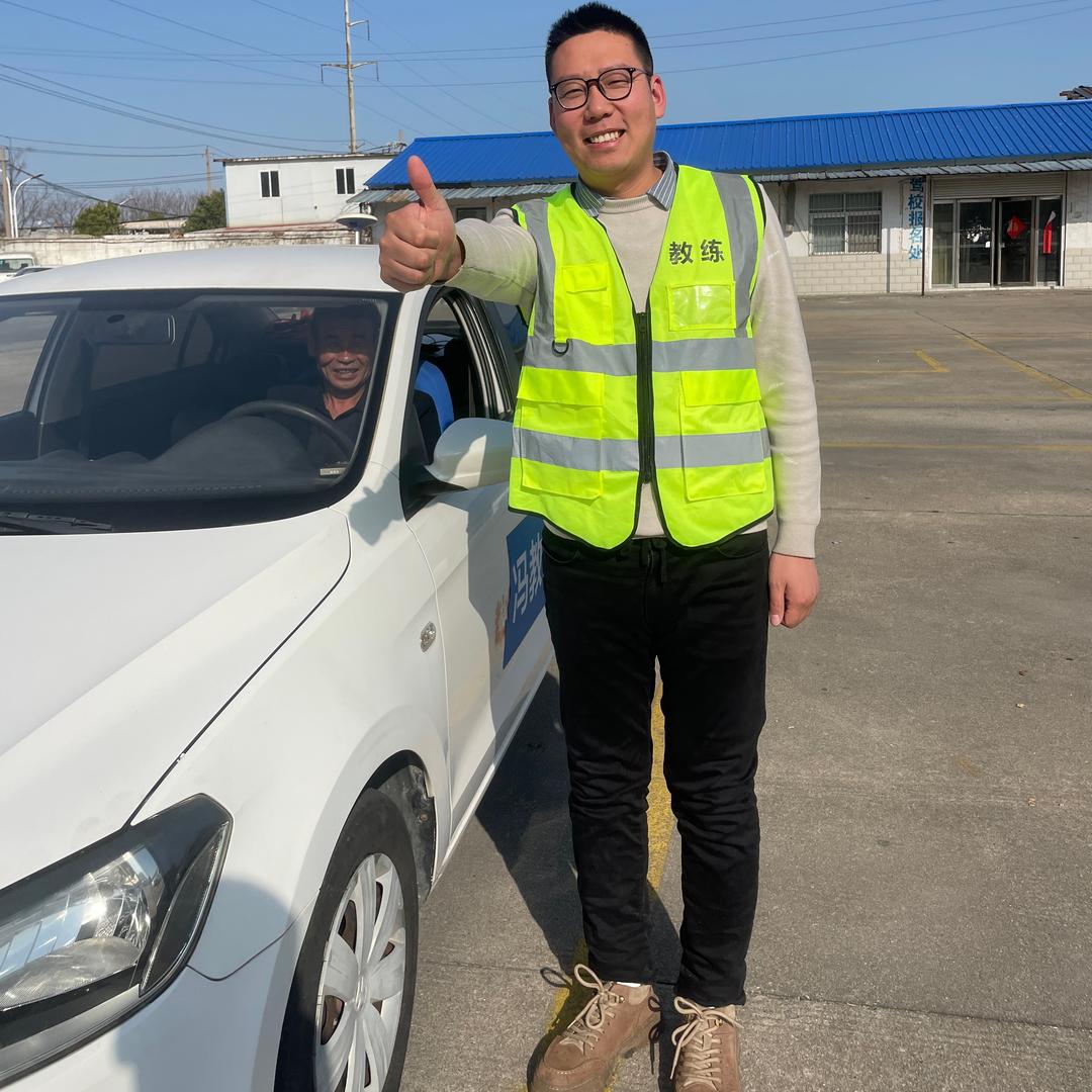 驻马店市刘教练报名信息咨询部