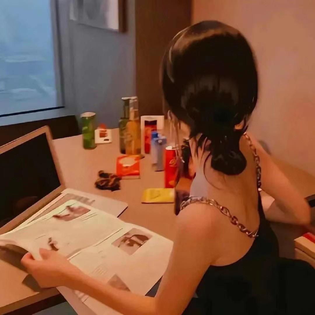 米粒的粒🎀