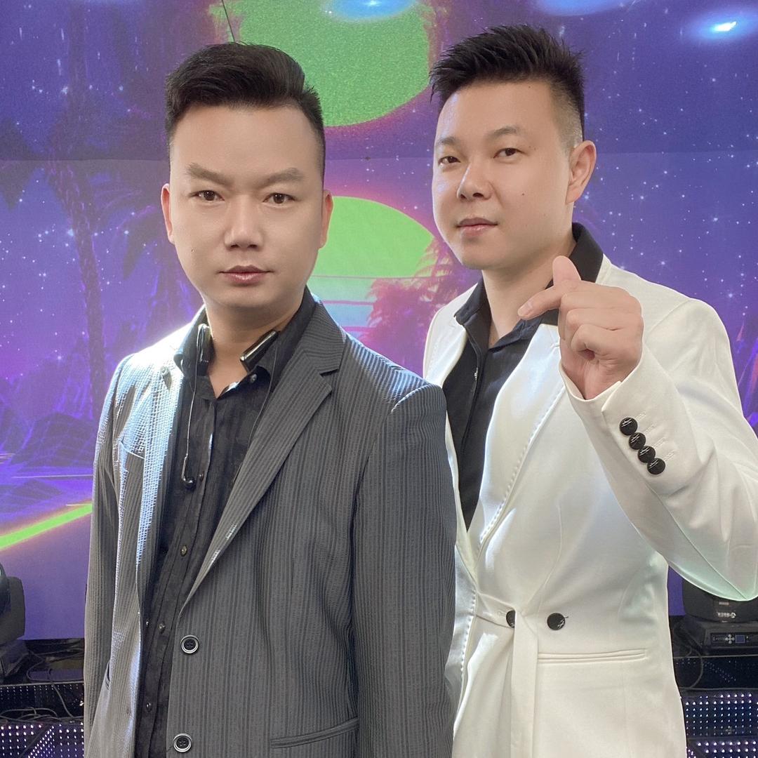 云哥毛刚大舞台（海选官）