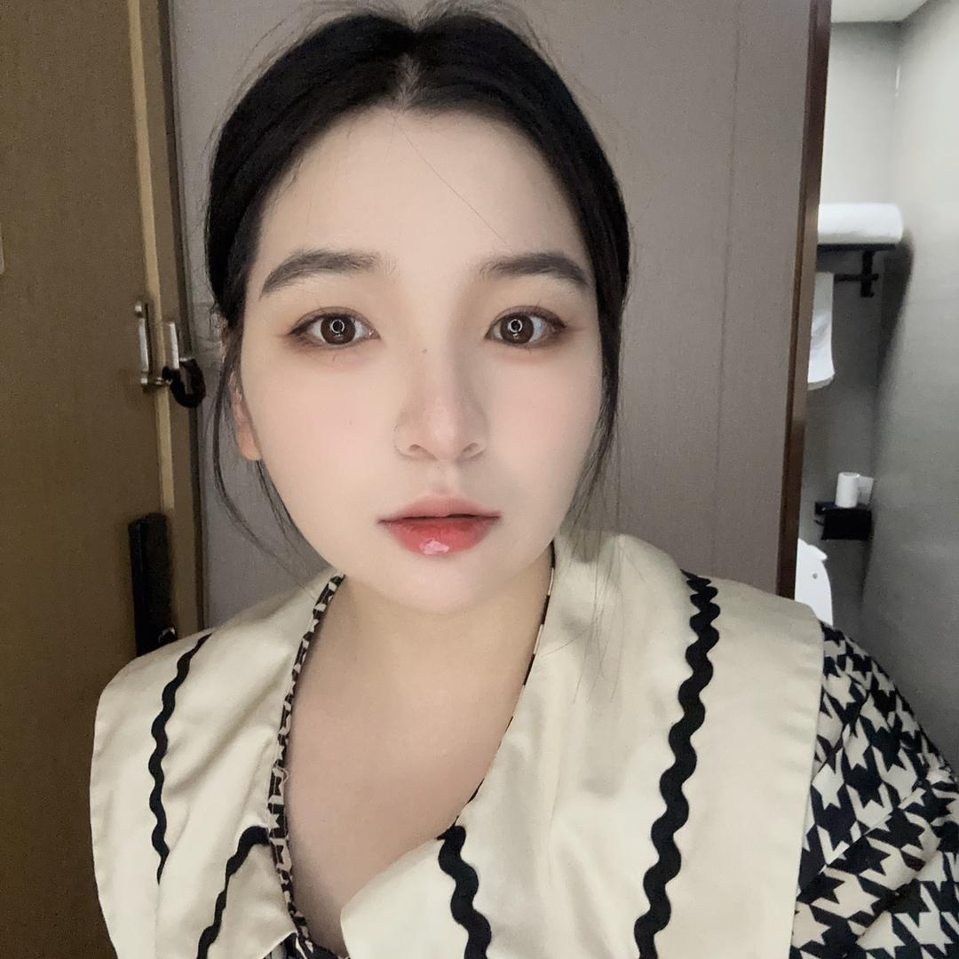 木木堇见YAN