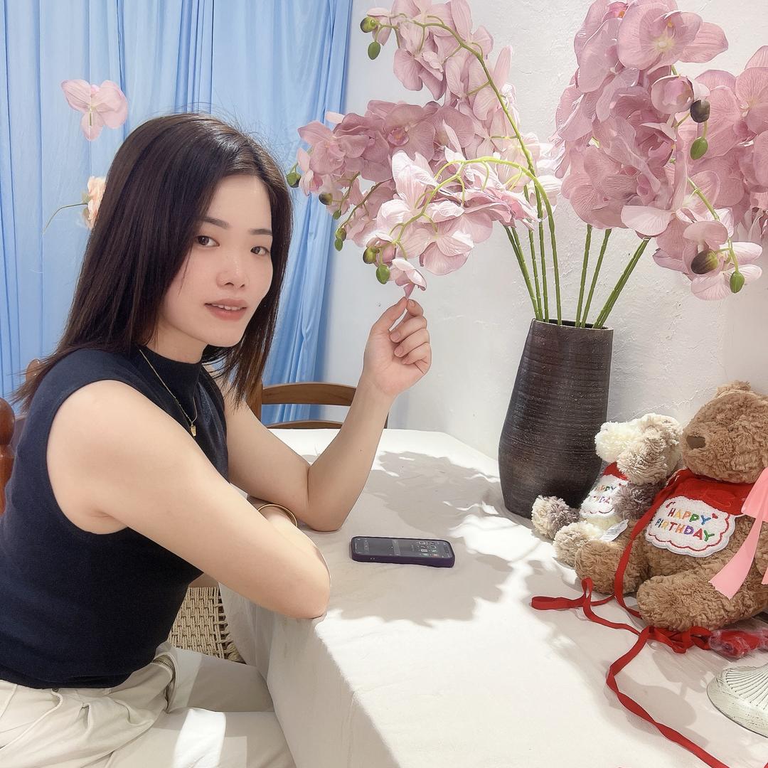 🎀郑开心🫶🏻