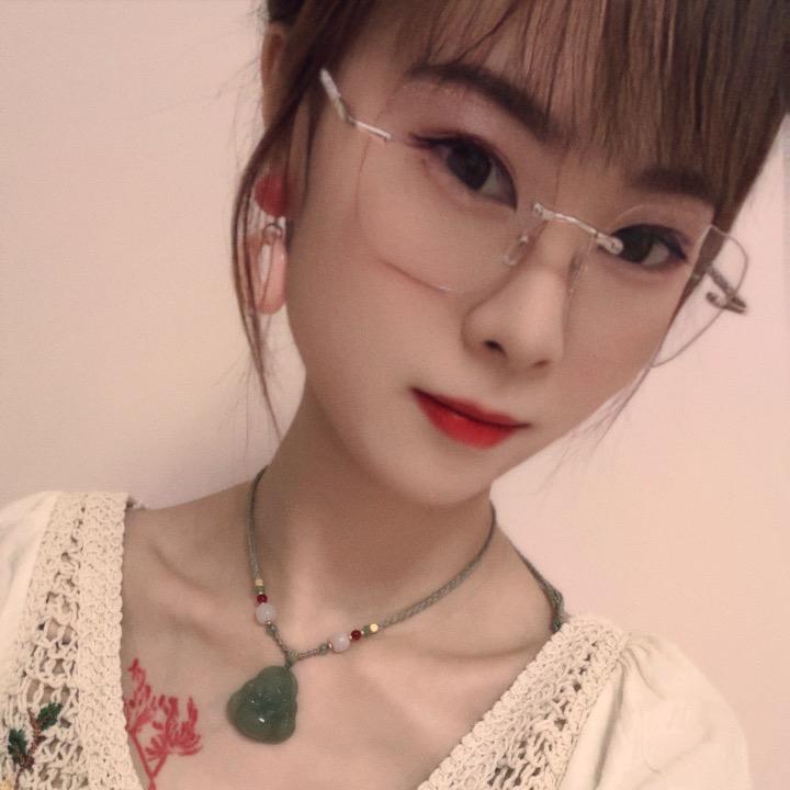 @🫧月🫧