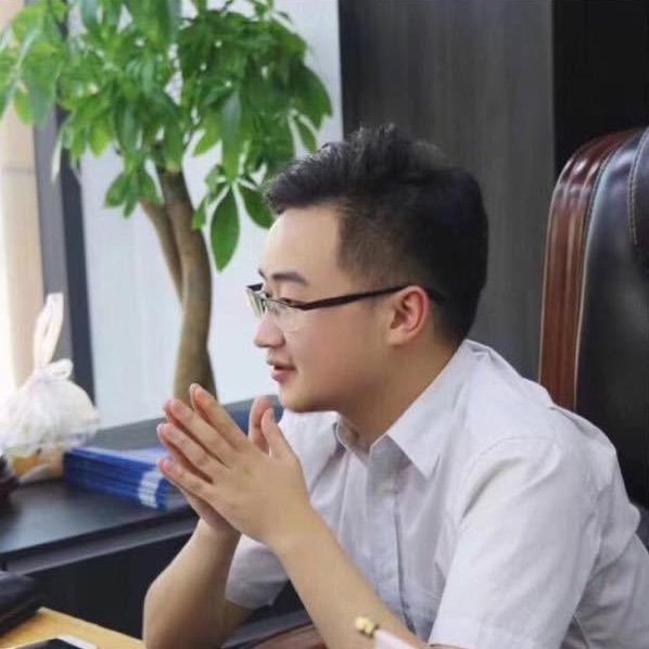 彪哥行在路上