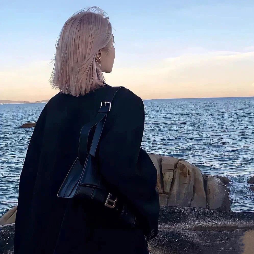 我爱钱也爱我的小富婆