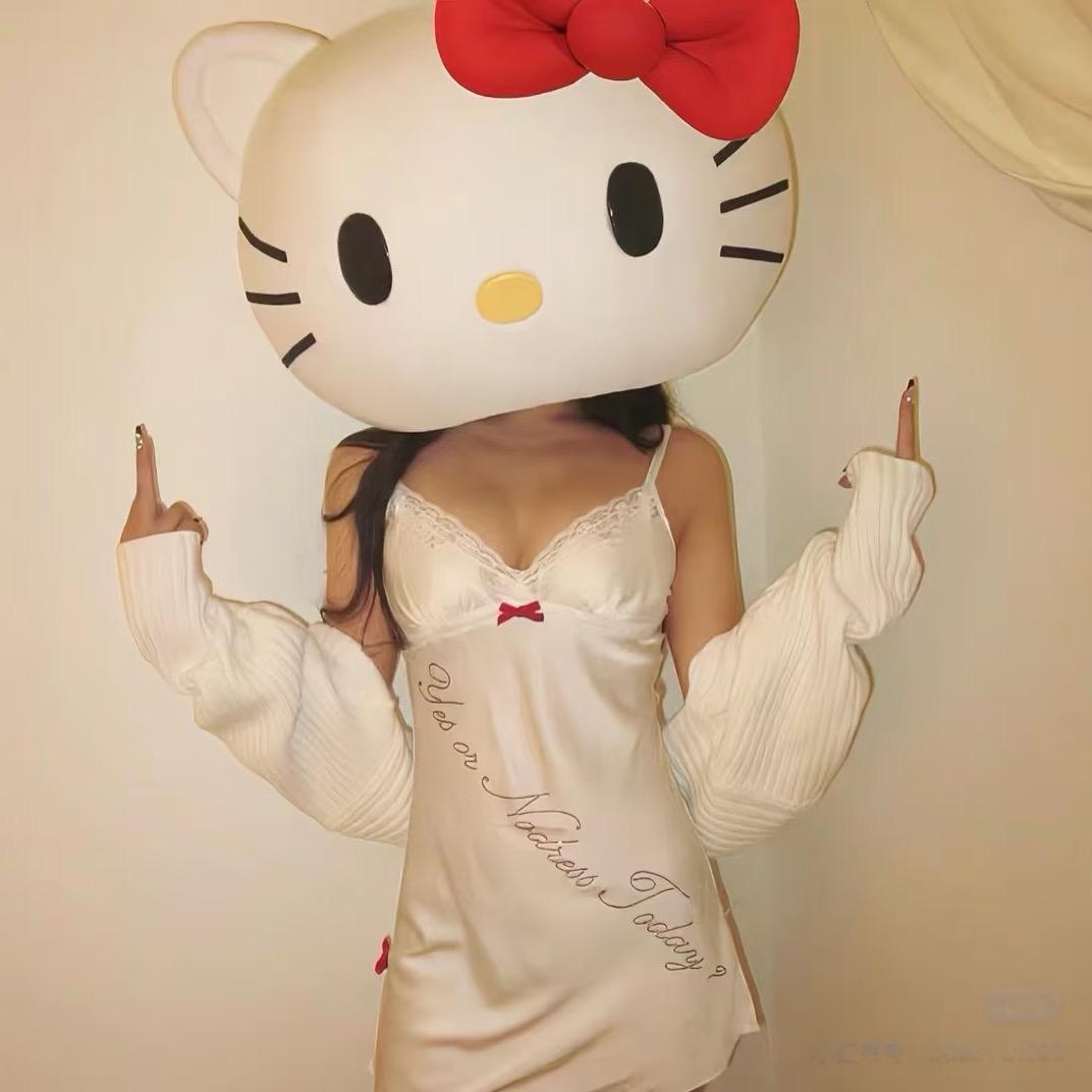 赤木晴子.