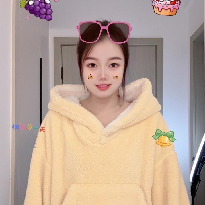 耿耿轻奢睡衣