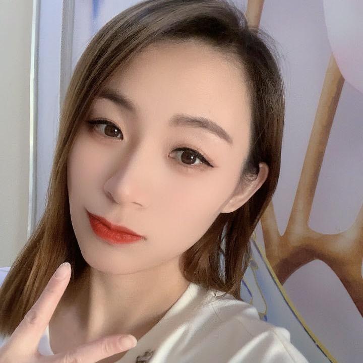 欣欣 | 成人大小姐