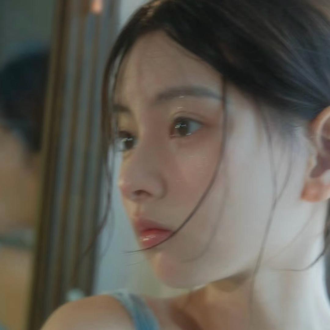 哩哩..