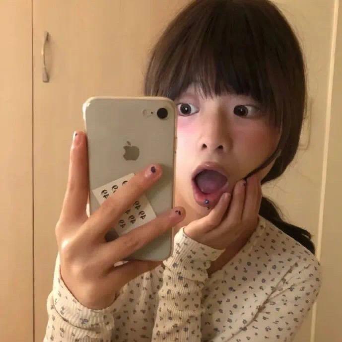 卷个泡芙吃⑅゜