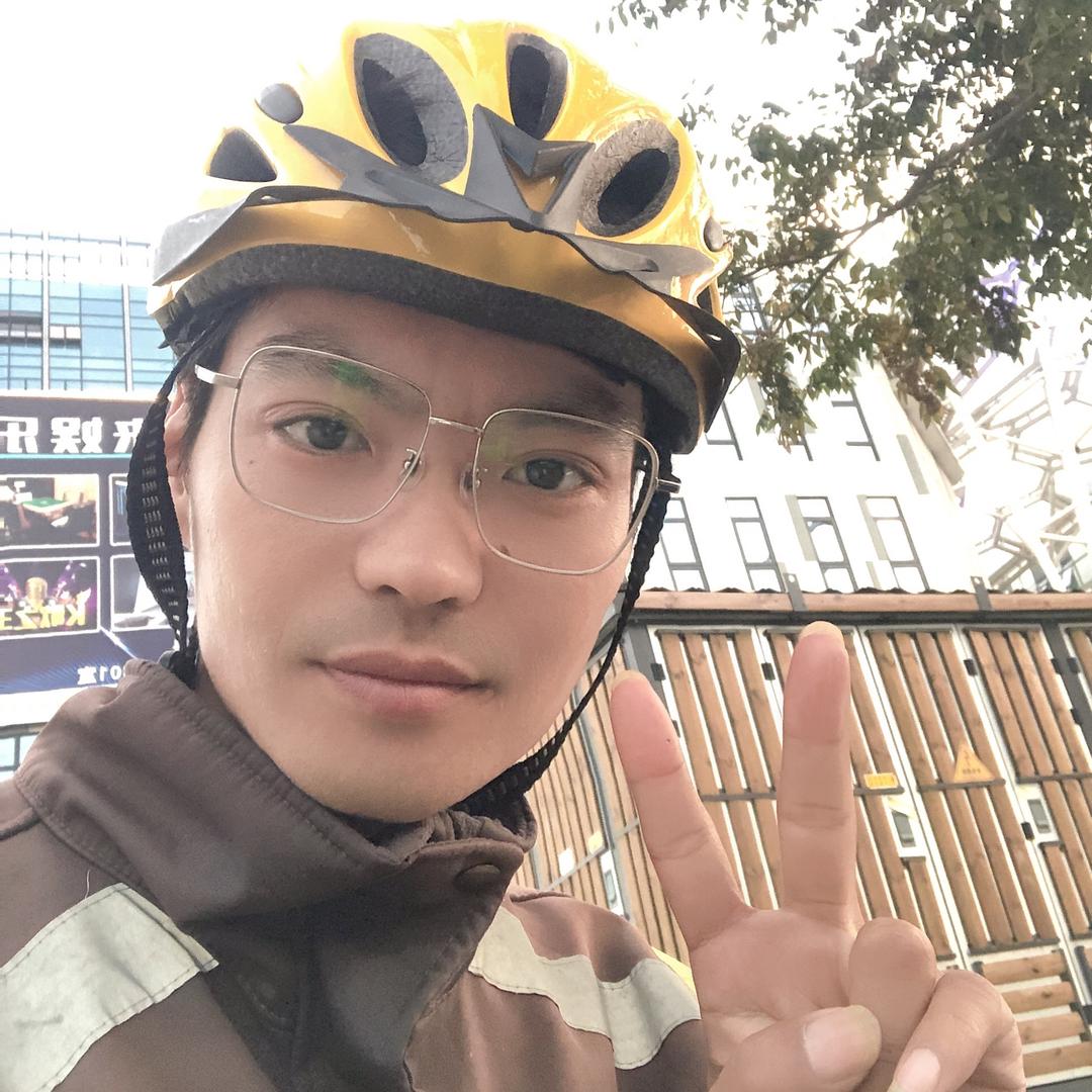 阿天^_^（外卖小哥）