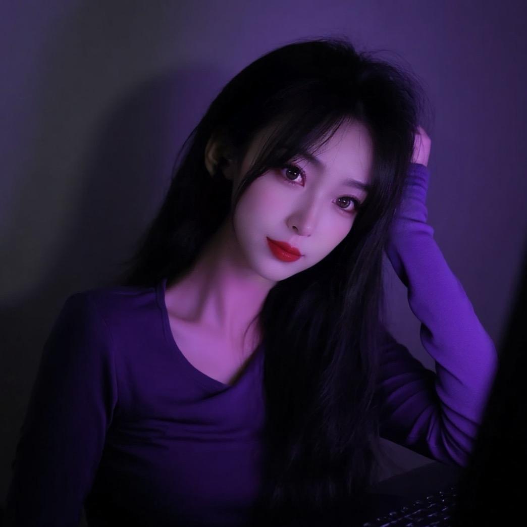 董小姐 . 🧸