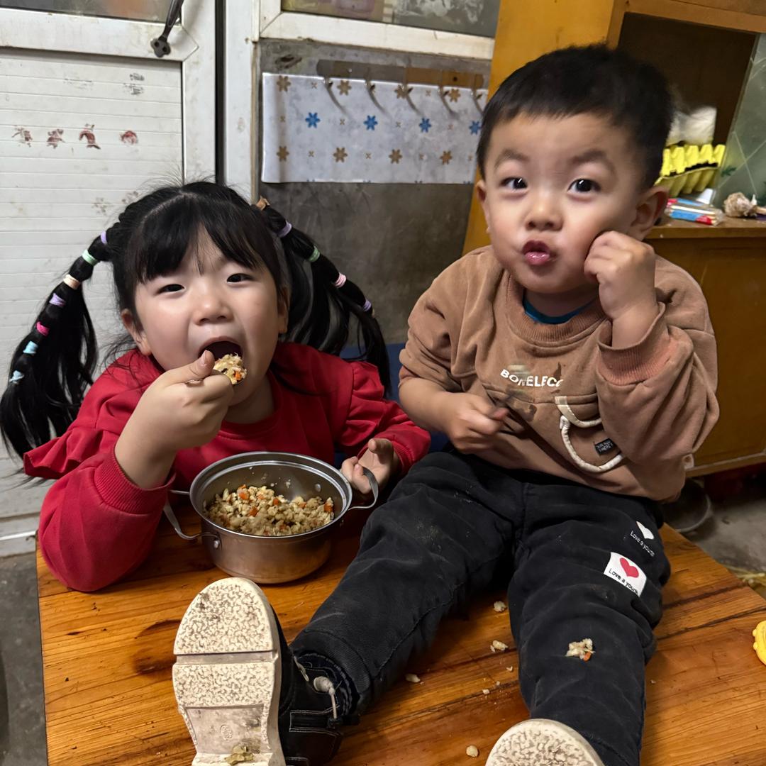 宝宝爱干饭