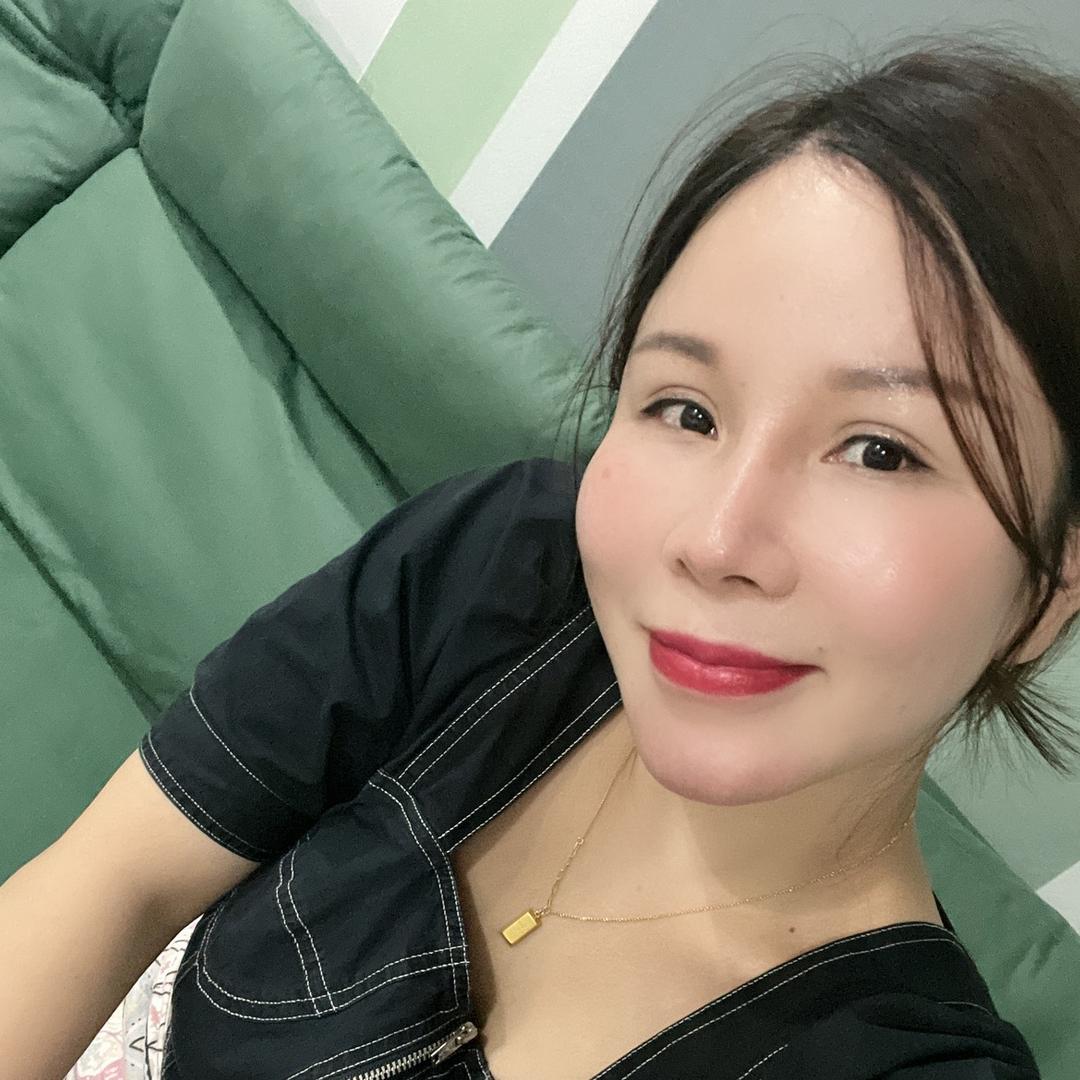 发财猫！！淼淼