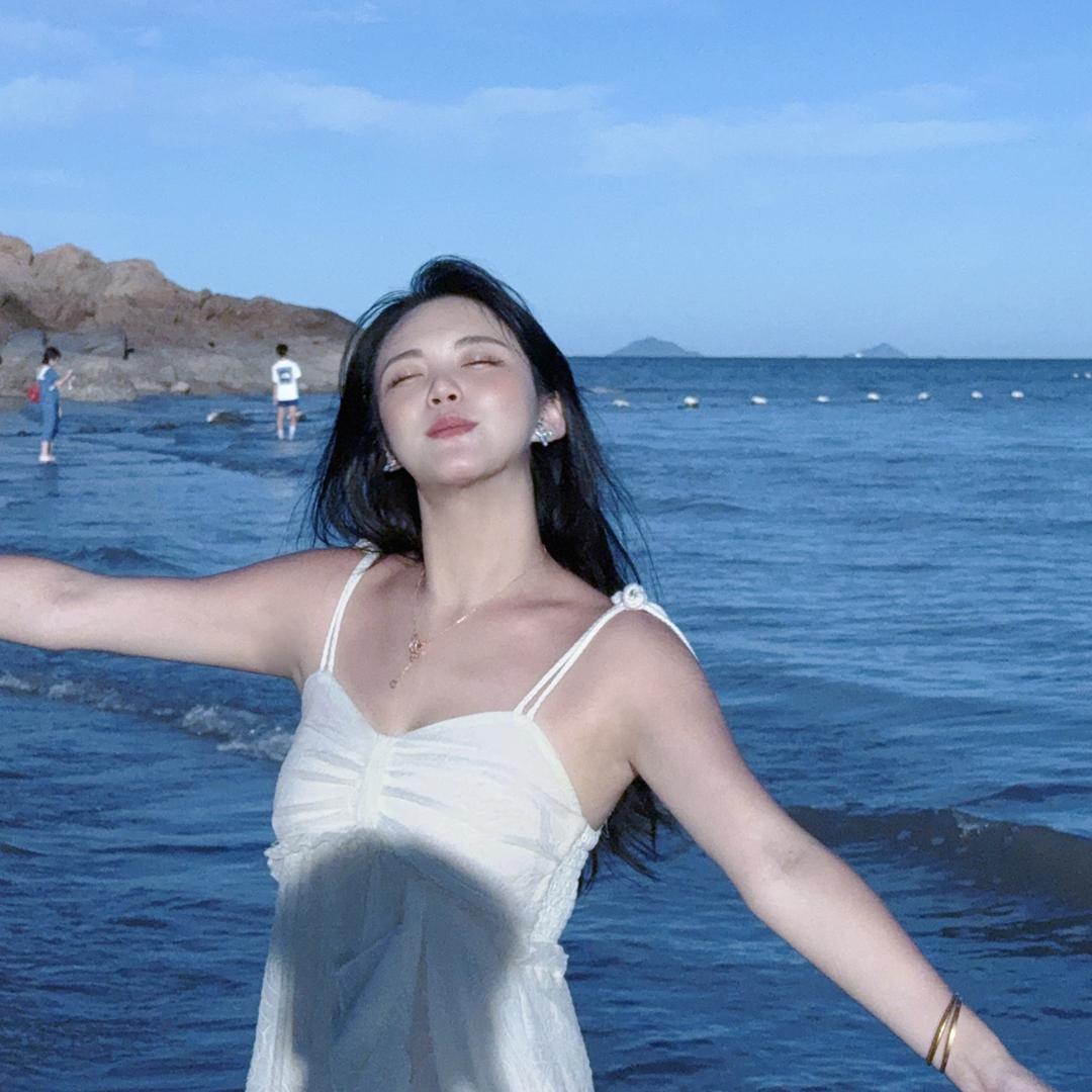 柒柒不想吃💫💫