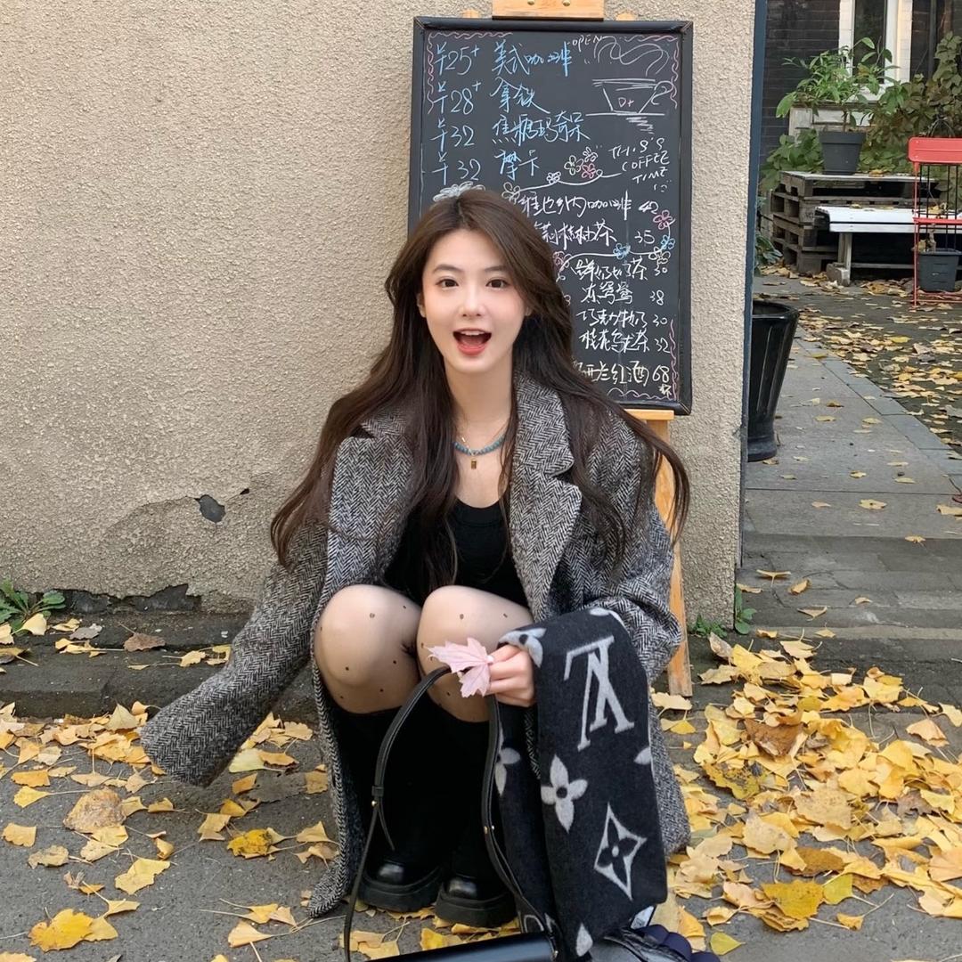 姗