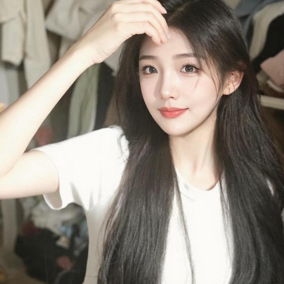 不喝奶茶的小妍子🌈