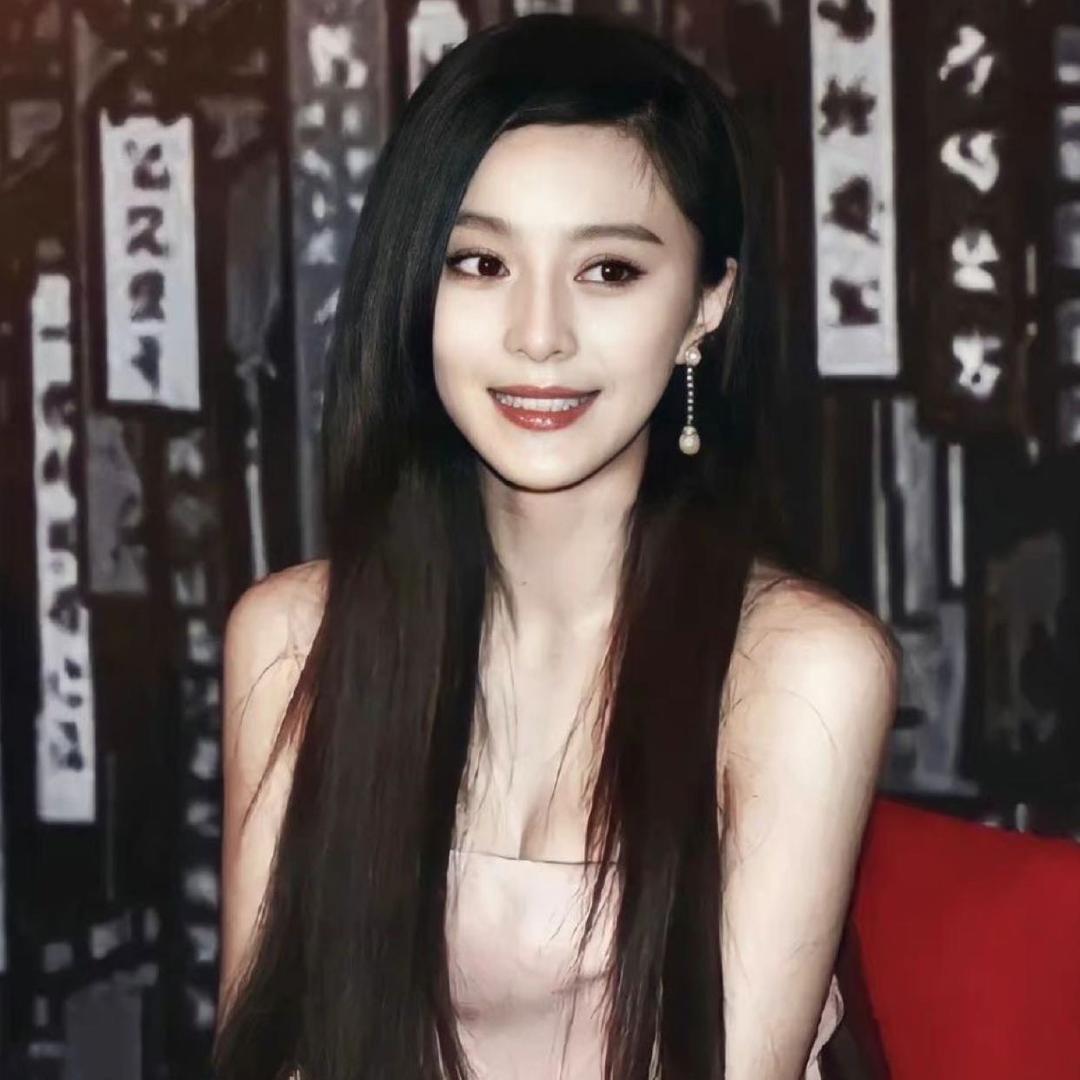 依依