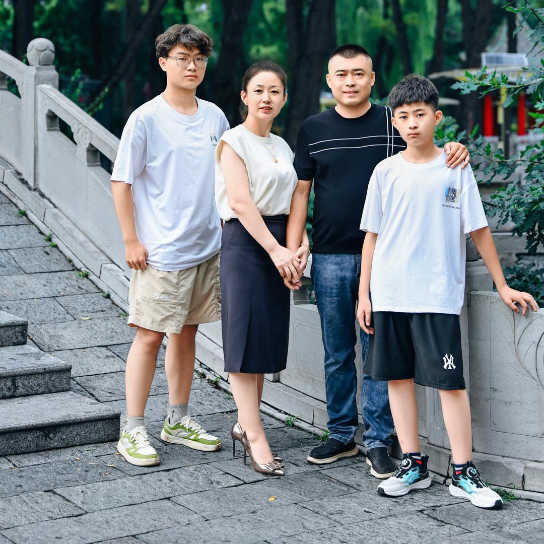 介休市赵家堡嘉鸿通讯