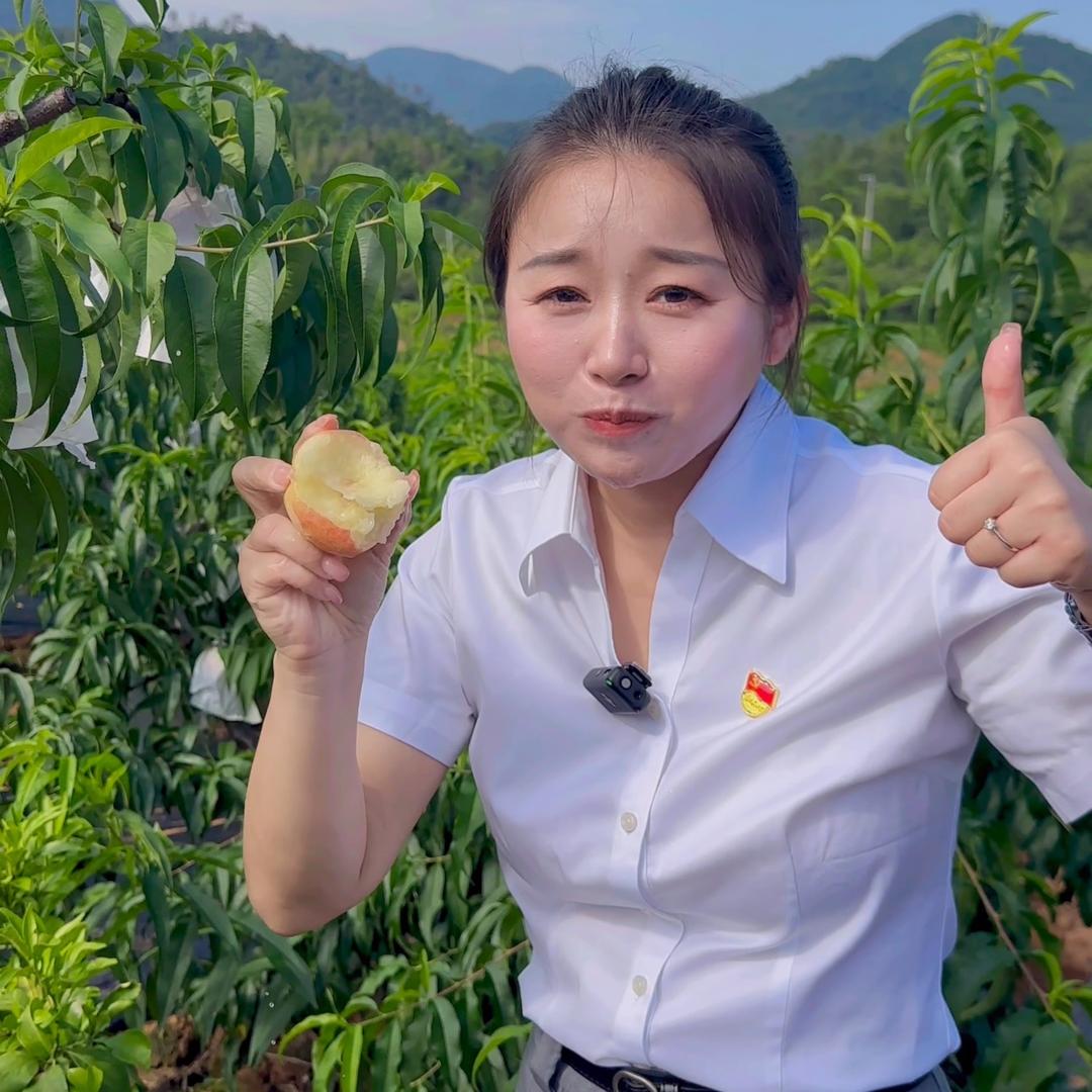 大美阳新倩倩
