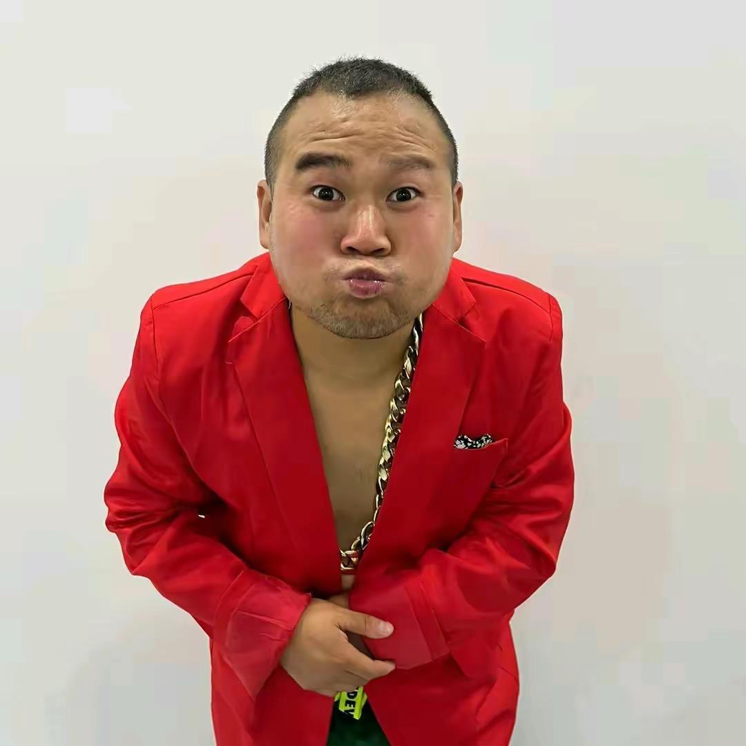 农村娃《厉致前行》