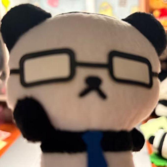 ☁️李四哥哥🤪.🐋