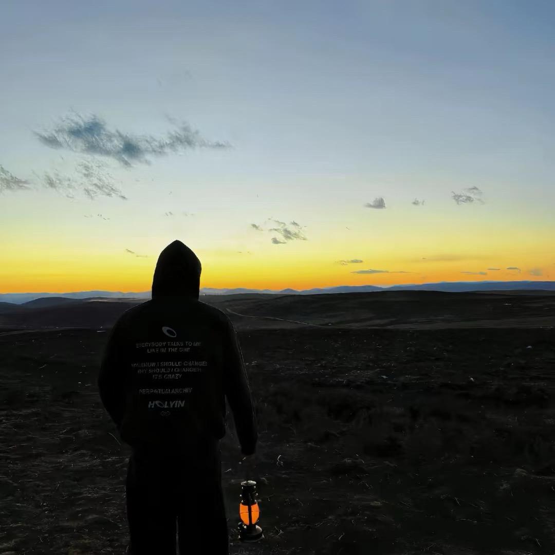 海口龙华初梦秋商贸商行