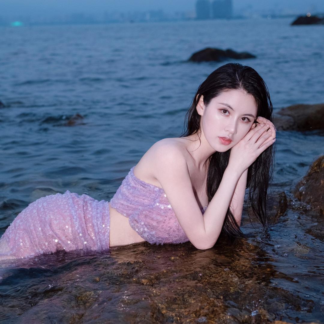 李小英