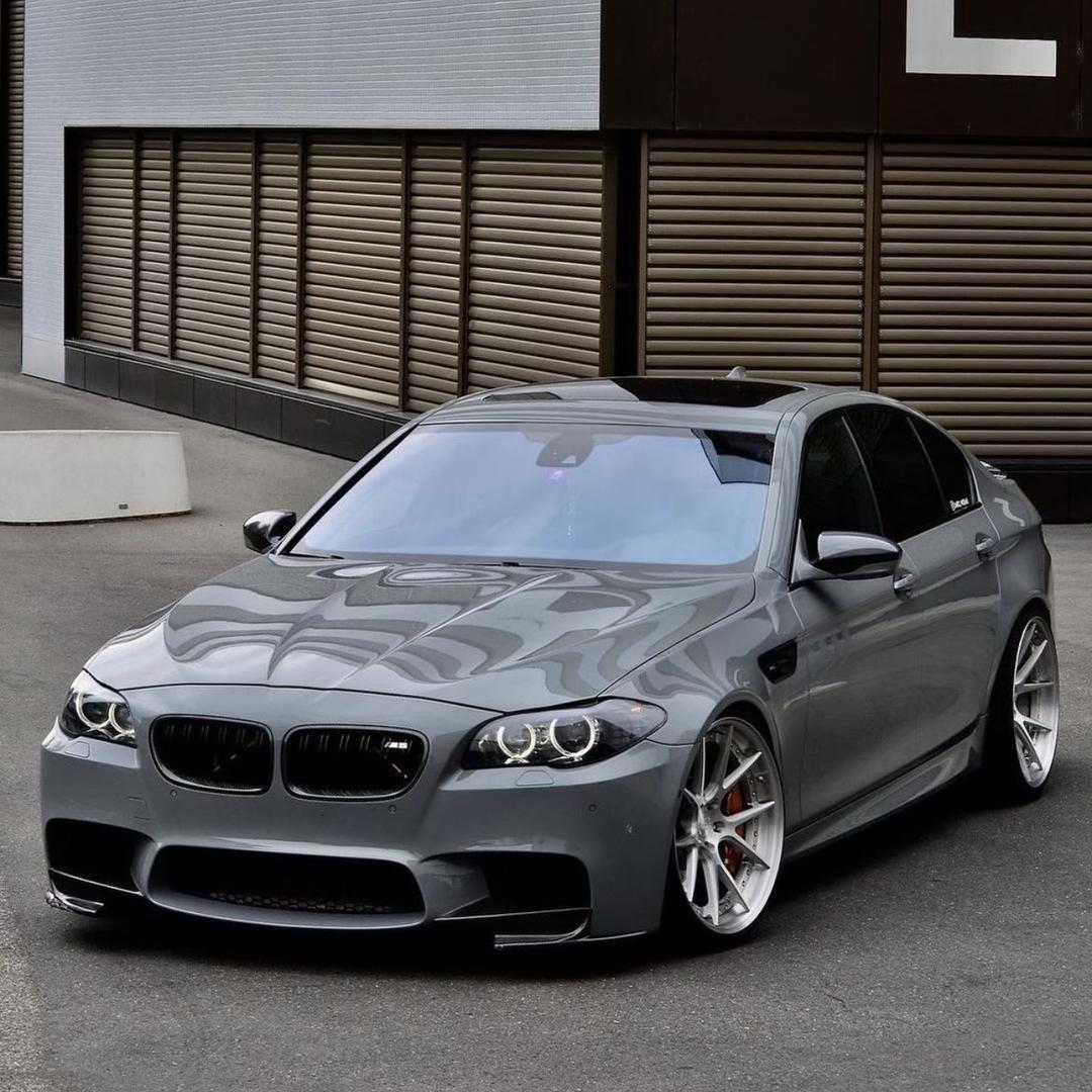 大连穷玩宝马F18