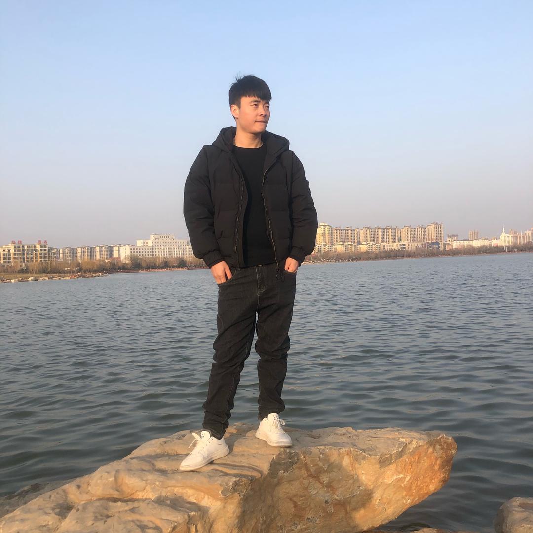 柘城贴砖师傅丁伟夫妻