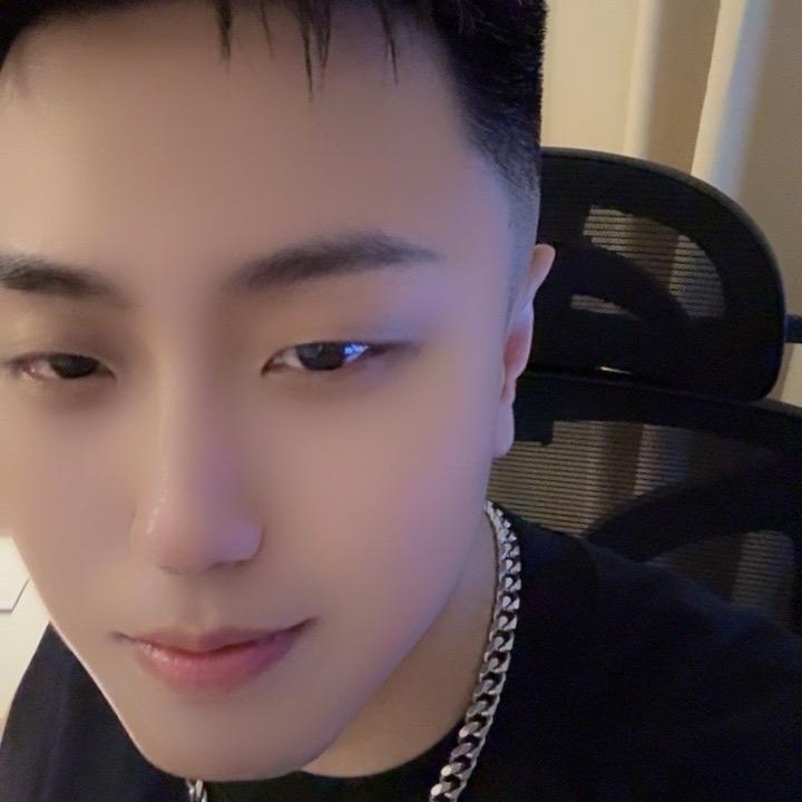 昊晗