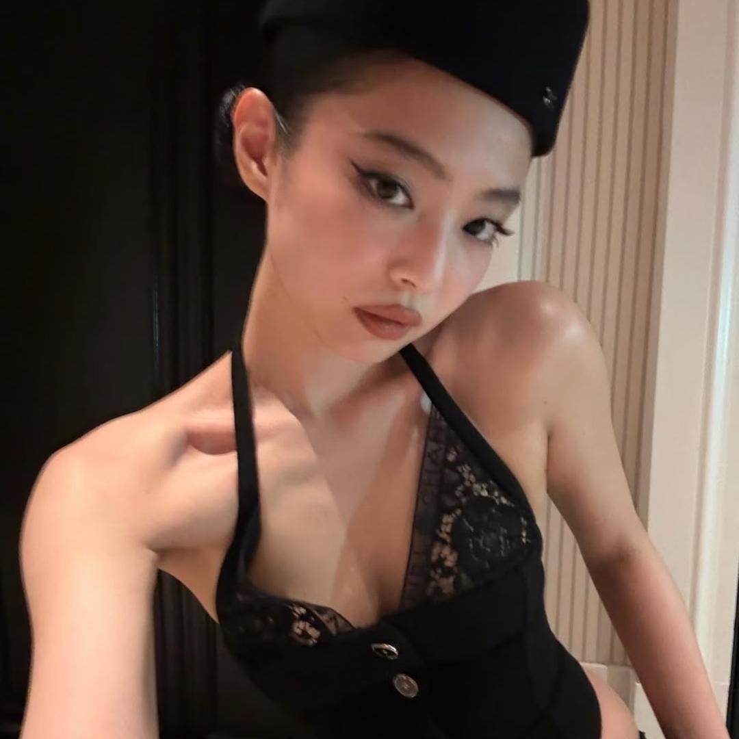 D.🖤