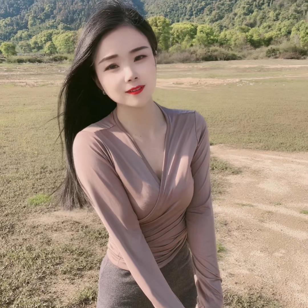 叶妮