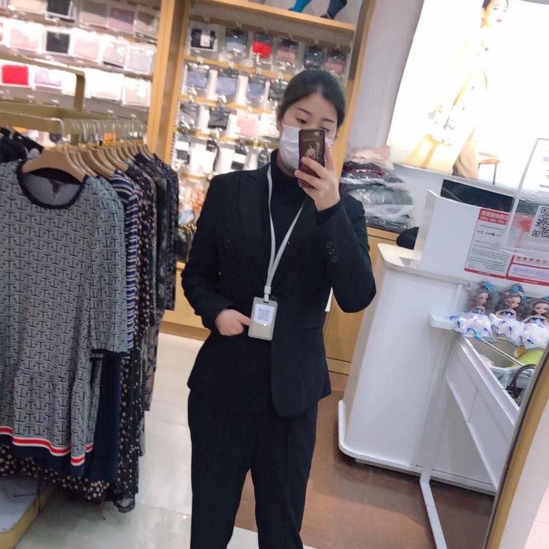 梦燕学前东路阿杜