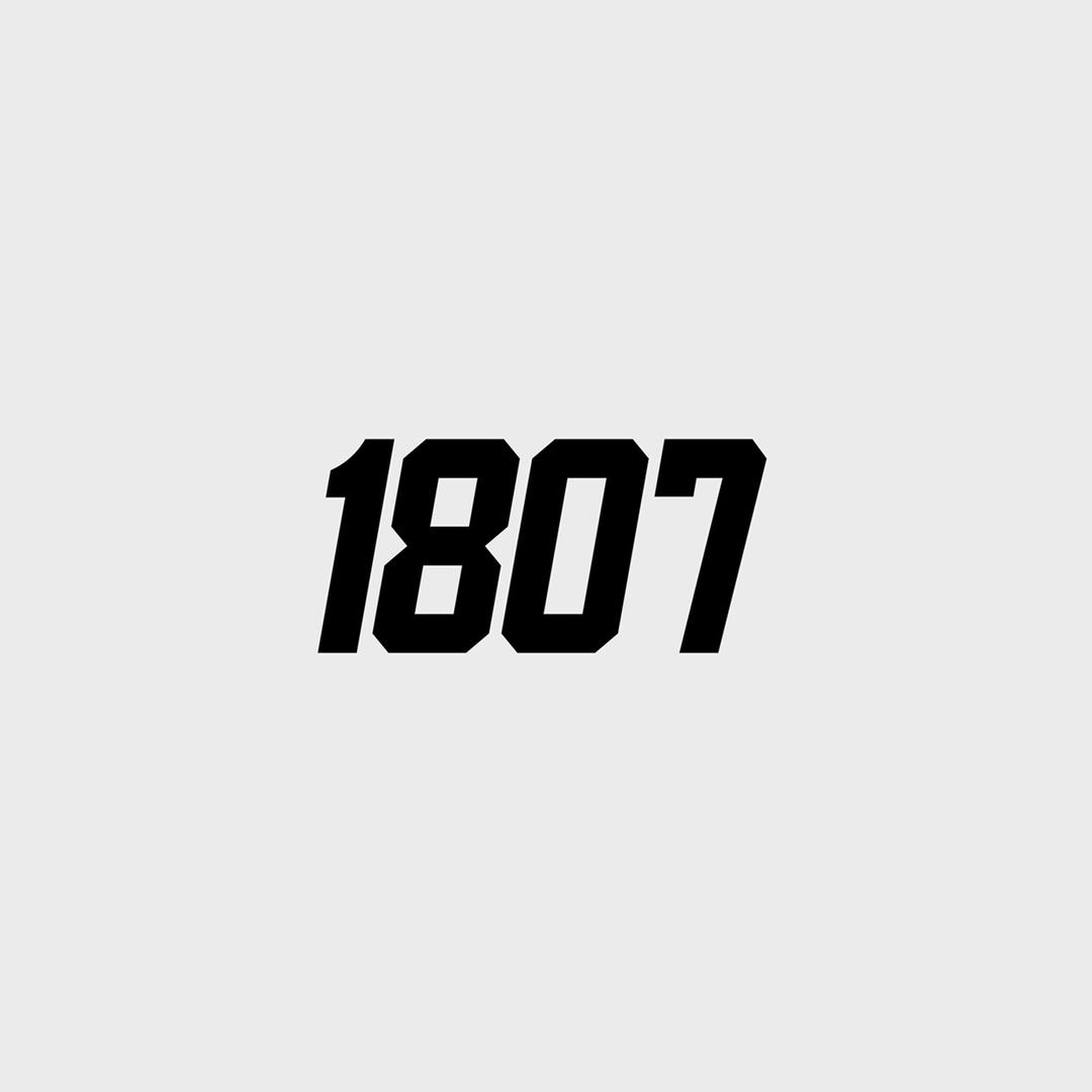 1807壹捌零柒服饰专卖店