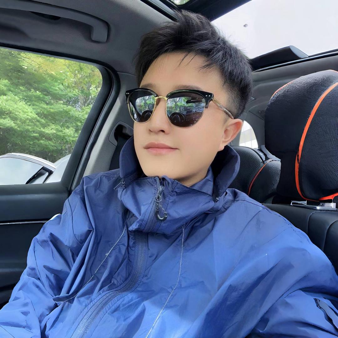 张木泽.
